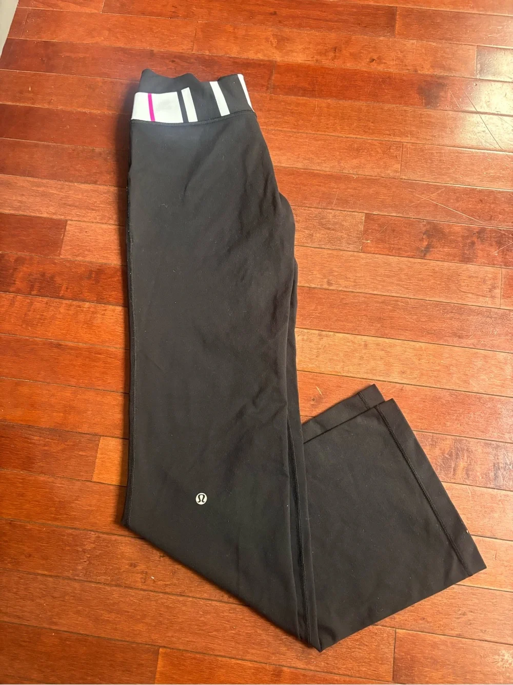 lululemon athletica comfortable black